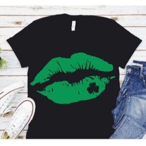 St Patrick’s Day Lip shirt
